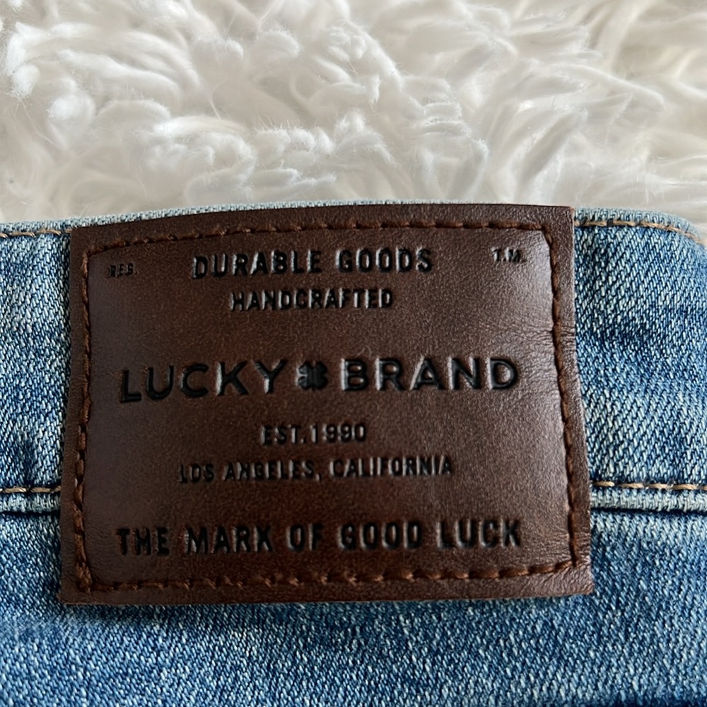 Lucky Brand Ava Skinny Distressed Jeans - Picture 7 of 7